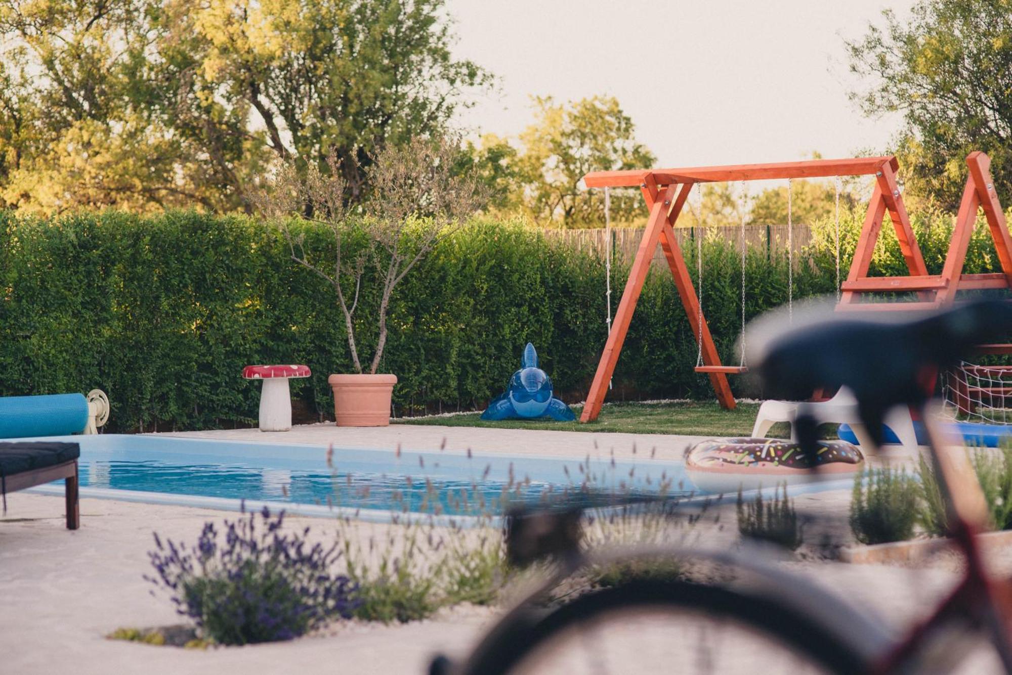 Cozy Country Home With Heated Outdoor Pool Шибеник Екстер'єр фото